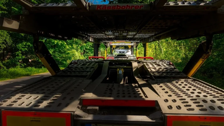 service bh mercedes ce inseamna