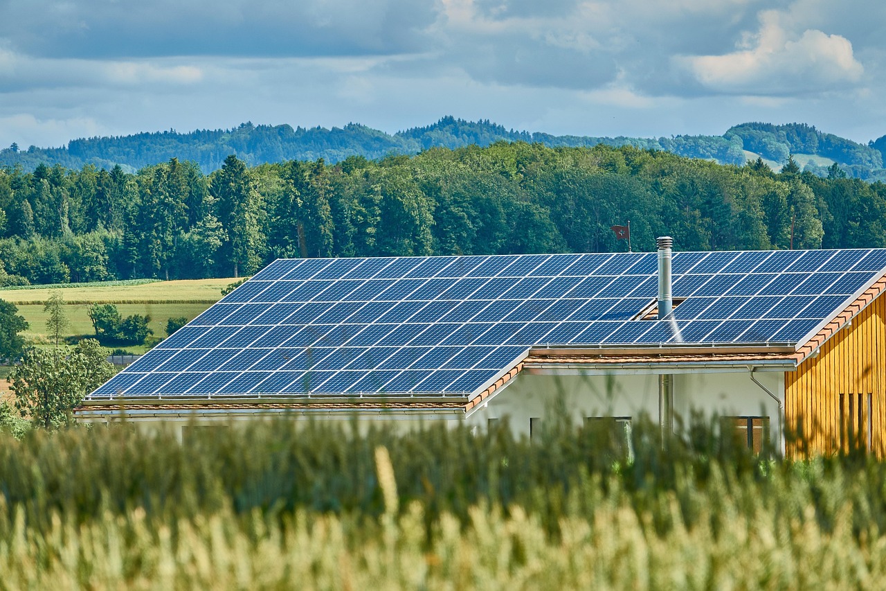 cate panouri fotovoltaice sunt necesare pentru o casa